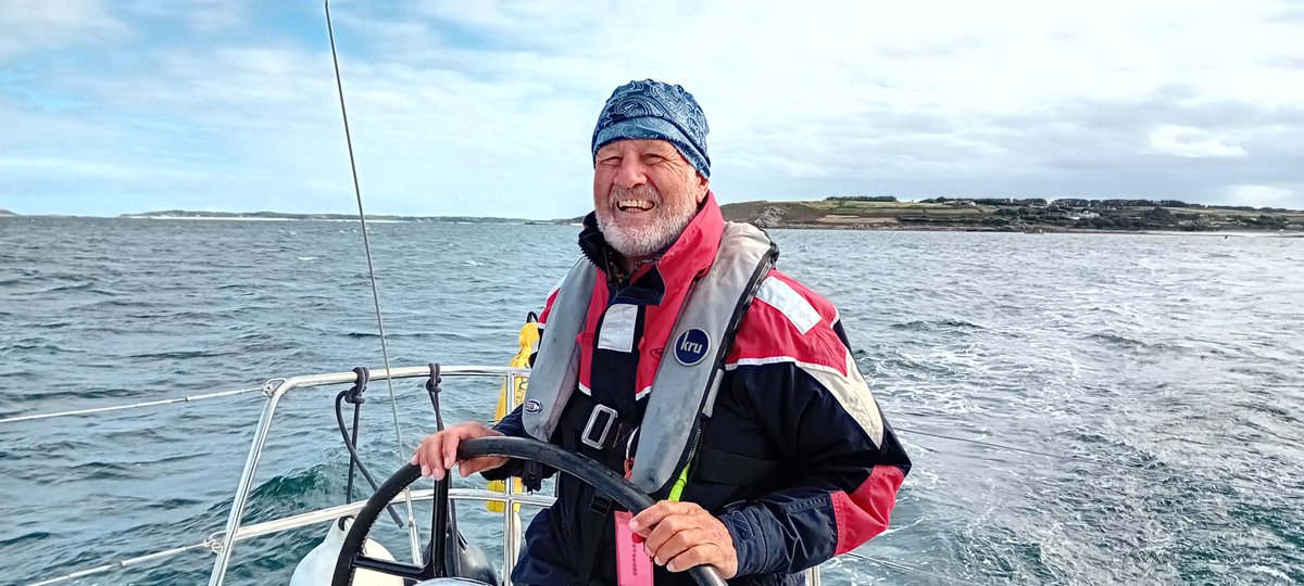 DevonSailingExp's tweet image. Our skipper and crew are currently safely moored in the Scillies waiting for the bad weather to pass. After an early start on Monday morning and an overnight stop in Newlyn, they reached the Scillies on Tuesday evening. They are planning to start their return journey tomorrow.