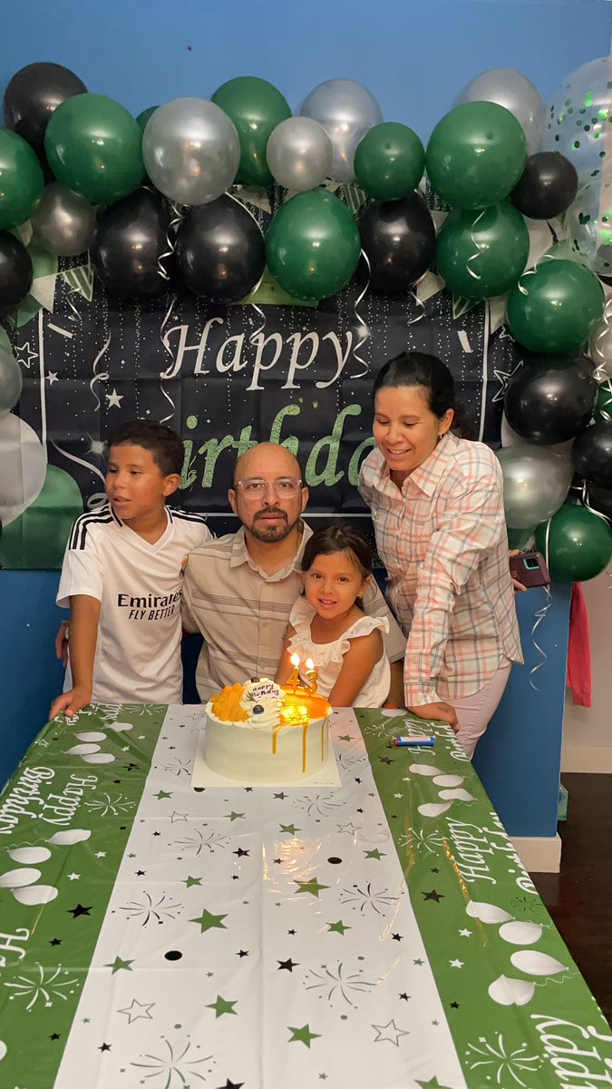 JosueBadi's tweet photo. Happy to me !! 
Agradecido 
#43 https://t.co/qmYKuI2a8w