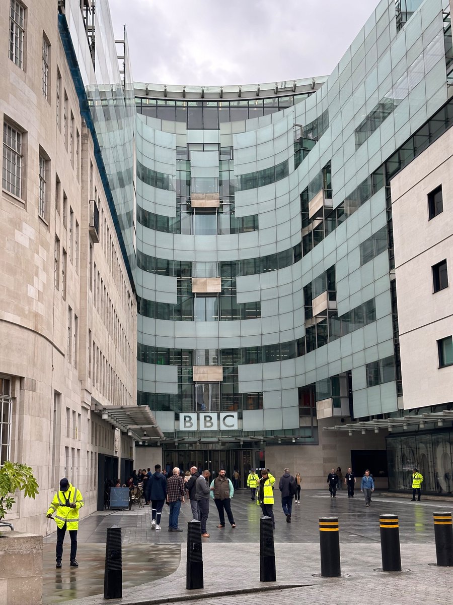 A very pleasant day out to the BBC today to celebrate the “graduation” of our second group of Senior Journalist apprentices…