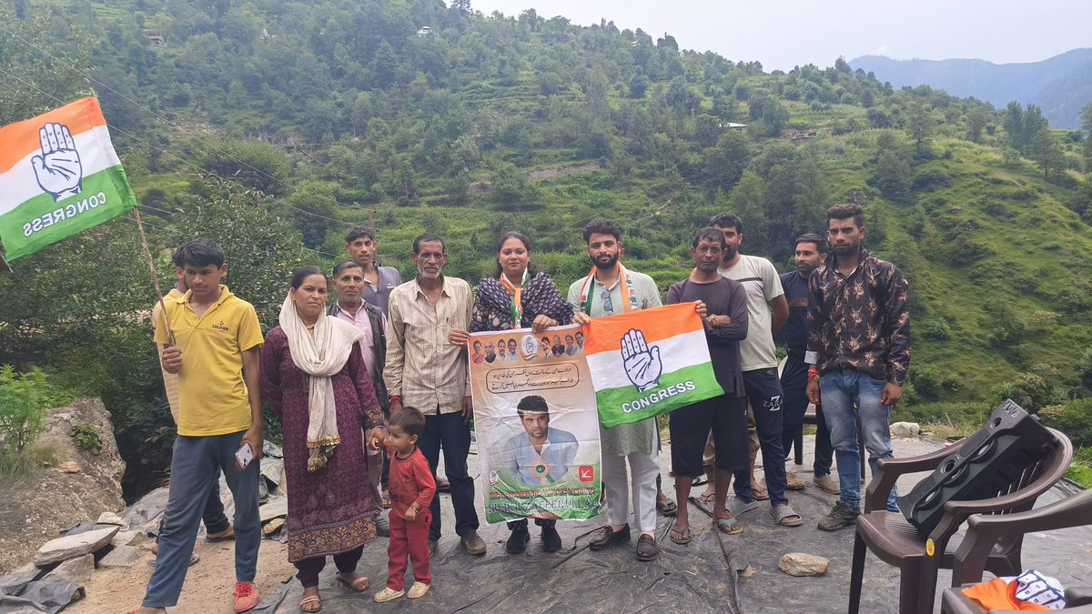 Amrita Dasgupta (@amdgupta1983) on Twitter photo आज, 5 सितंबर 2024 को, चुनाव 2024 के संदर्भ में, निर्वाचन क्षेत्र, इंदरवाल के गल्होर गांव के लोगो के बीच चुनाव प्रचार आयोजित की गई। इस चुनाव प्रचार की अध्यक्षता महिला कांग्रेस की राष्ट्रीय पर्यवेक्षक, श्रीमती अमृता दासगुप्ता द्वारा की गई।
<a href="/MahilaCongress/">All India Mahila Congress</a> आज, 5 सितंबर 2024 को, चुनाव 2024 के संदर्भ में, निर्वाचन क्षेत्र, इंदरवाल के गल्होर गांव के लोगो के बीच चुनाव प्रचार आयोजित की गई। इस चुनाव प्रचार की अध्यक्षता महिला कांग्रेस की राष्ट्रीय पर्यवेक्षक, श्रीमती अमृता दासगुप्ता द्वारा की गई।
<a href="/MahilaCongress/">All India Mahila Congress</a>
