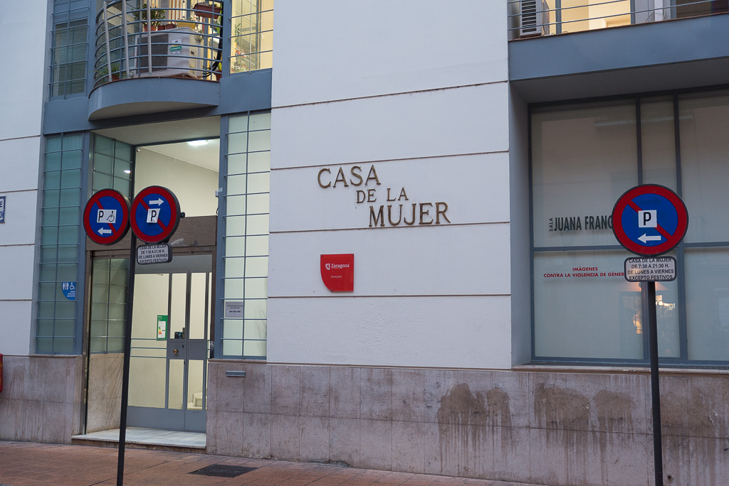 AraInfo (@arainfonoticias) on Twitter photo El sindicato <a href="/CCOOAragon/">Comisiones Obreras Aragón</a> denuncia que el Gobierno Chueca "desmonta" el servicio de orientación para el empleo de la Casa de la Mujer: arainfo.org/?p=293221 El sindicato <a href="/CCOOAragon/">Comisiones Obreras Aragón</a> denuncia que el Gobierno Chueca "desmonta" el servicio de orientación para el empleo de la Casa de la Mujer: arainfo.org/?p=293221