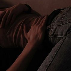 LILYNXRZILL's tweet photo. #suosaku OOC20+  rude w. dirty ถอก

" เพื่อนที่ไหนเขาเย็ดกันวะ " 

" ตั้งแต่เกิดเรื่องคราวก่อนมึงเปลี่ยนไปเยอะเลยนะสุโอ "

" กูไปเอากับใครไม่ได้เลยว่ะ ในหัวกูคิดถึงแต่มึงอะซากุระ " 

" อย่าบ้าดิสุโอ เราเมาทั้งคู่มึงจะมารับผิดชอบกูเรื่องอะไร "

" ไม่เอาไม่คบ จู๋มึงเล็ก " https://t.co/A81xxqX3Qi
