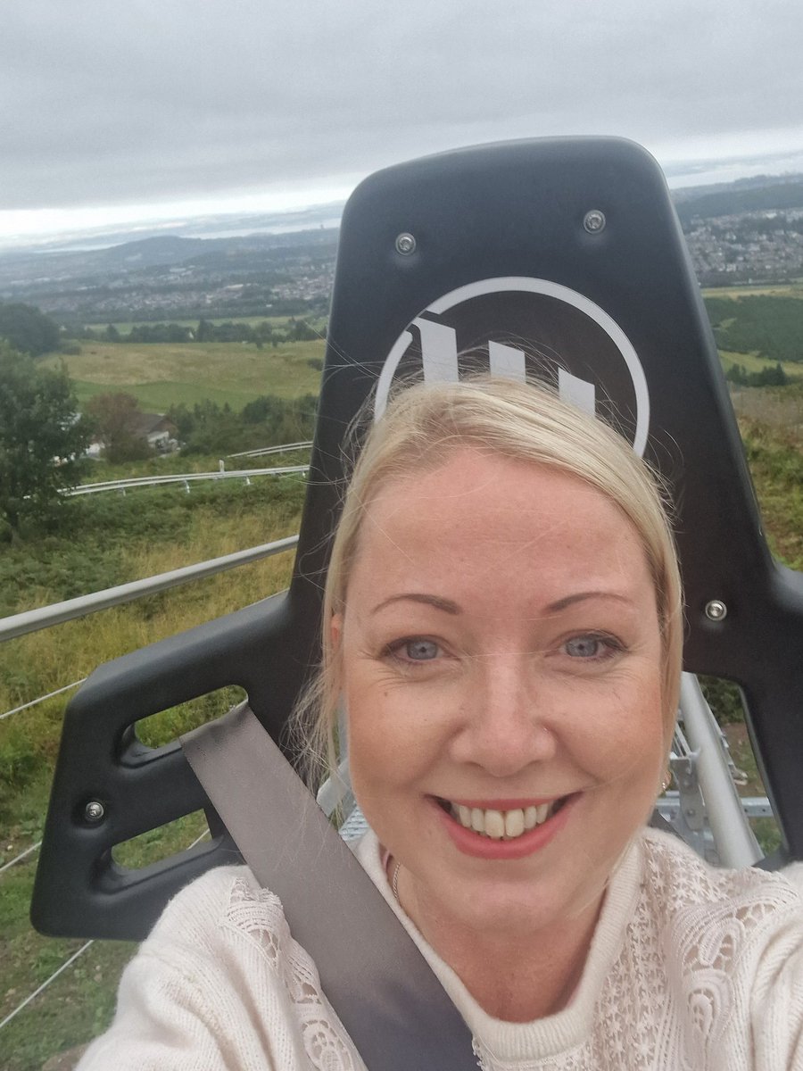 KellyMParry's tweet image. Councillor road trip today to visit the brand spanking PHENOMENAL Alpine Coaster up at Hillend today. 

Guess which Councillor went first 🙋‍♀️😂👌🎢

#Midlothian #AlpineCoaster