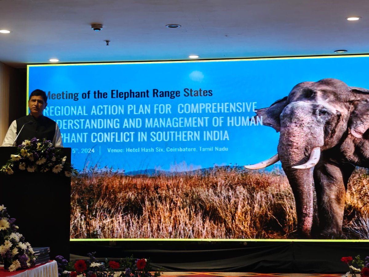Commencing the Regional Meeting on Elephant Range States of Southern India, organized by Project Elephant Division, MoEFCC in collaboration with Tamil Nadu Forest Department. The meeting inaugrated by Sh. Jitendra Kumar, DCF&amp;SS, MoEFCC, in the august presence of other seniors