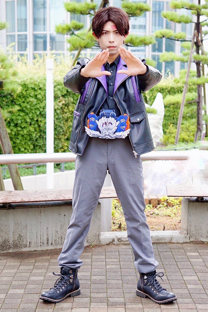 アッキー★🚨なりすましデリート完了❌ (@akiaki10932) on Twitter photo 【⚠️cosplay】 超A級錬金術師🔧
字は、
仮/面/ラ/イ/ダー/ヴァ/ル/バ/ラ/ド/
K U R O G A N E ✨
撮影📷 <a href="/696Tacho/">⚜️☆SORA☆⚜️</a>
#コスフェスTDC #コスプレ 【⚠️cosplay】 超A級錬金術師🔧
字は、
仮/面/ラ/イ/ダー/ヴァ/ル/バ/ラ/ド/
K U R O G A N E ✨
撮影📷 <a href="/696Tacho/">⚜️☆SORA☆⚜️</a>
#コスフェスTDC #コスプレ