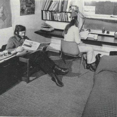 If you're moving in to accommodation at Warwick in a few weeks, your room will look a little different to these from the 1960s and 1970s!

What's the item that you think should be in every student's uni room? 

📸: Modern Records Centre