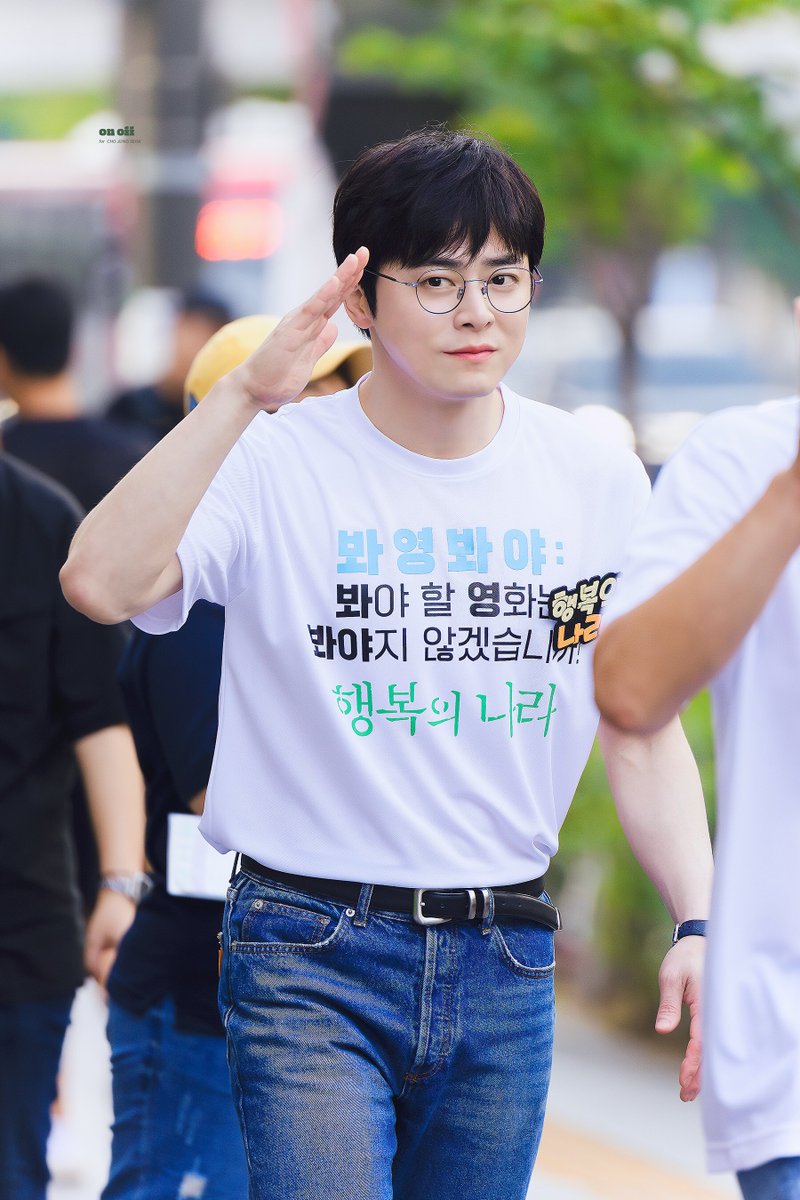 onoff_1226's tweet photo. 240824 #조정석

반딱반딱자연광정서기✨.zip https://t.co/FGmmAAYX2h