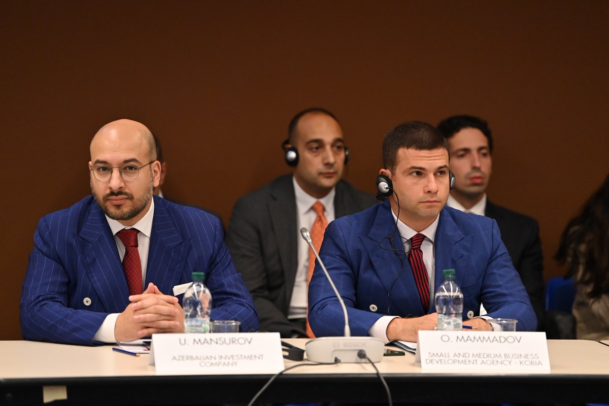 smbgovaz's tweet image. Roma şəhərində İtaliya – Azərbaycan dəyirmi masası keçirilib. Tədbirdə iki ölkə arasında iqtisadi-ticarət əlaqələrinin şaxələndirilməsi müzakirə olunub, bir sıra sənədlər imzalanıb.

Ətraflı - bit.ly/3yXawCT

#EconomyAz