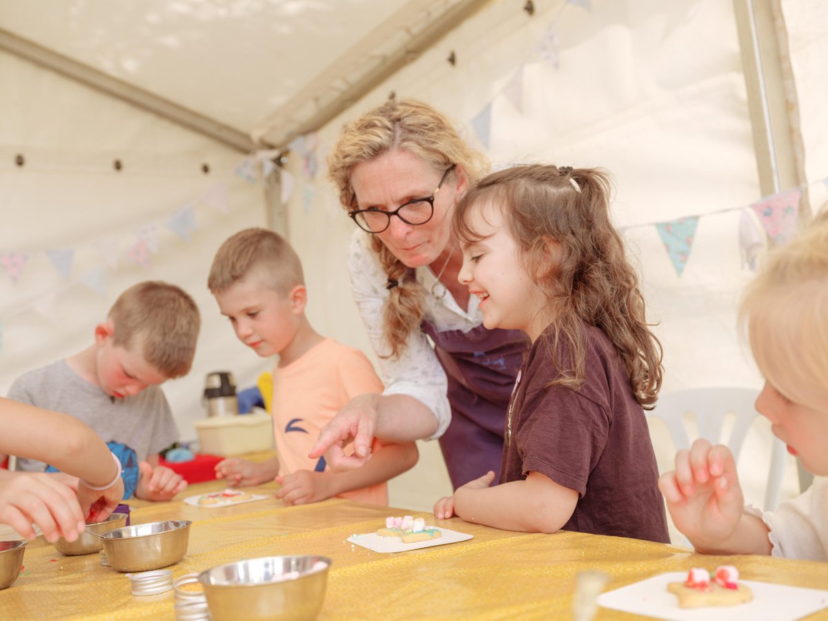 Get the kids stuck in! Once again the ever popular Children’s Cookery School at #LeamFoodFest will return with plenty of cooking sessions for families.

*Please note spaces are limited, only one space per child, per day. 

#LoveLeam #Leamington #VisitLeam #DiscoverLeam