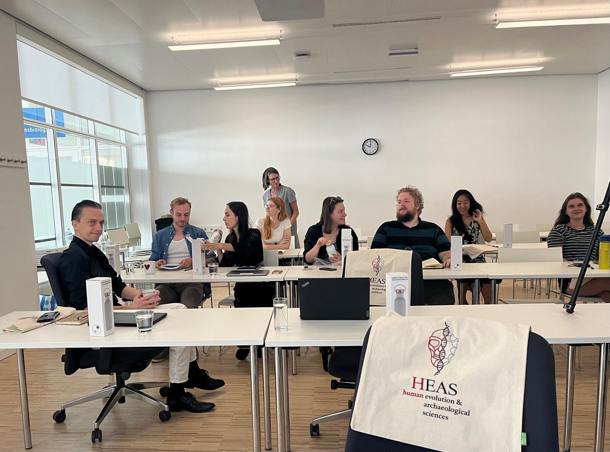 StahlschmidtC's tweet image. Getting ready for the @ESHE_society and Reconstructing the human past @EMBO meetings with a presentation practice symposium sponsored by @HeasVienna @MKuhlwilm @Katerina__Douka
