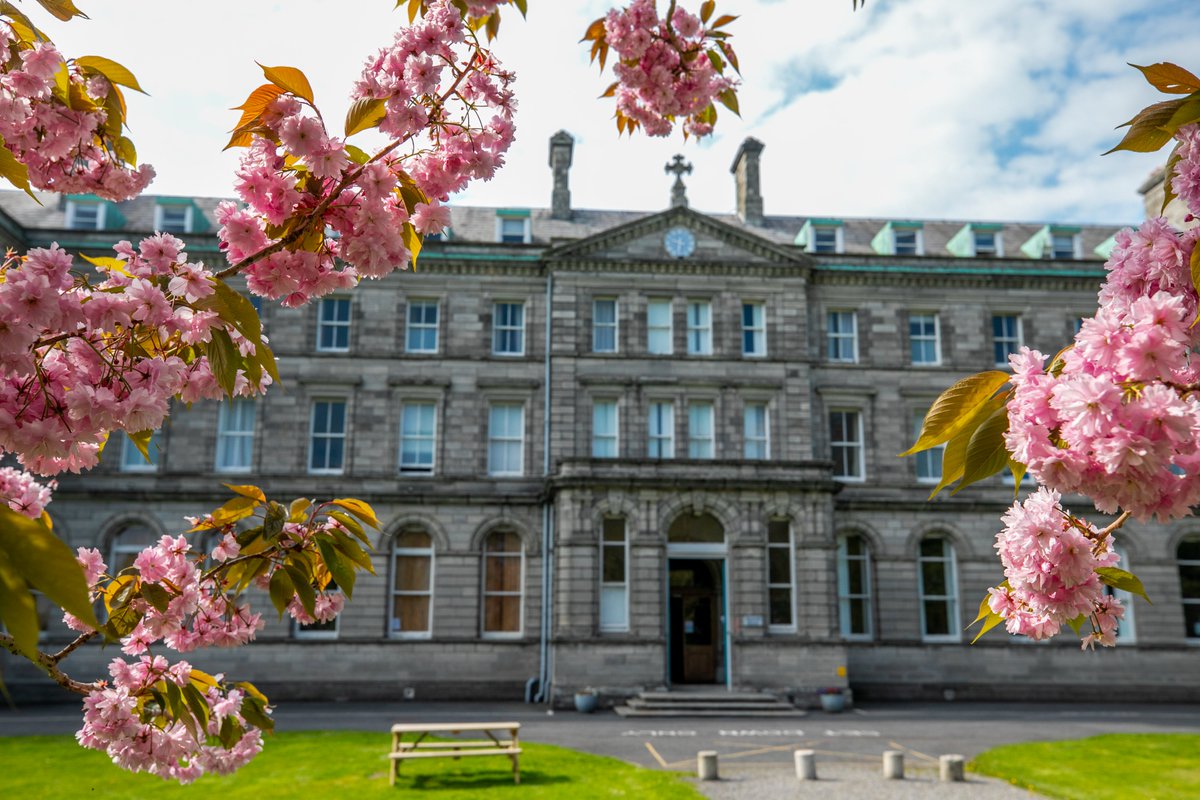 Dublin City University (@dcu) on Twitter photo DCU Arts & Culture and the Arts Council <a href="/artscouncil_ie/">The Arts Council / An Chomhairle EalaĂon</a> have announced two Writers in Residence positions for 2025.
The closing date for applications is Thursday, October 3rd, at 5:30pm.
For more information, click here: launch.dcu.ie/4e9uZ6j DCU Arts & Culture and the Arts Council <a href="/artscouncil_ie/">The Arts Council / An Chomhairle EalaĂon</a> have announced two Writers in Residence positions for 2025.
The closing date for applications is Thursday, October 3rd, at 5:30pm.
For more information, click here: launch.dcu.ie/4e9uZ6j