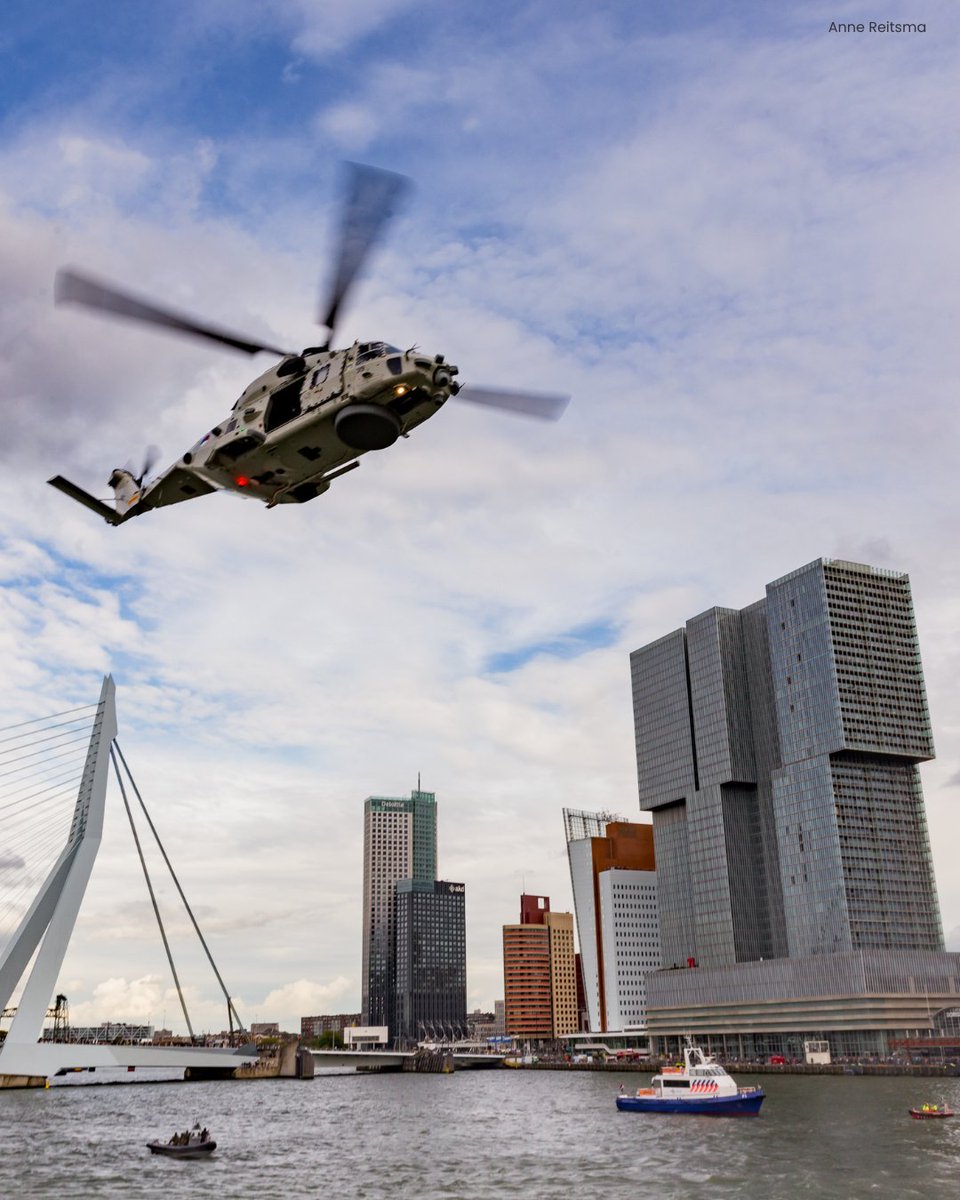 RBS_RUAS's tweet photo. This weekend, experience Europe’s largest port in all its glory, right here in Rotterdam! 🌊🚢 From Friday to Saturday, explore the bustling Port of Rotterdam, admire the stunning ships, enjoy fun excursions, and spectacular fireworks. For more info, visit https://t.co/9JxcBL156I https://t.co/rlzztla3PR