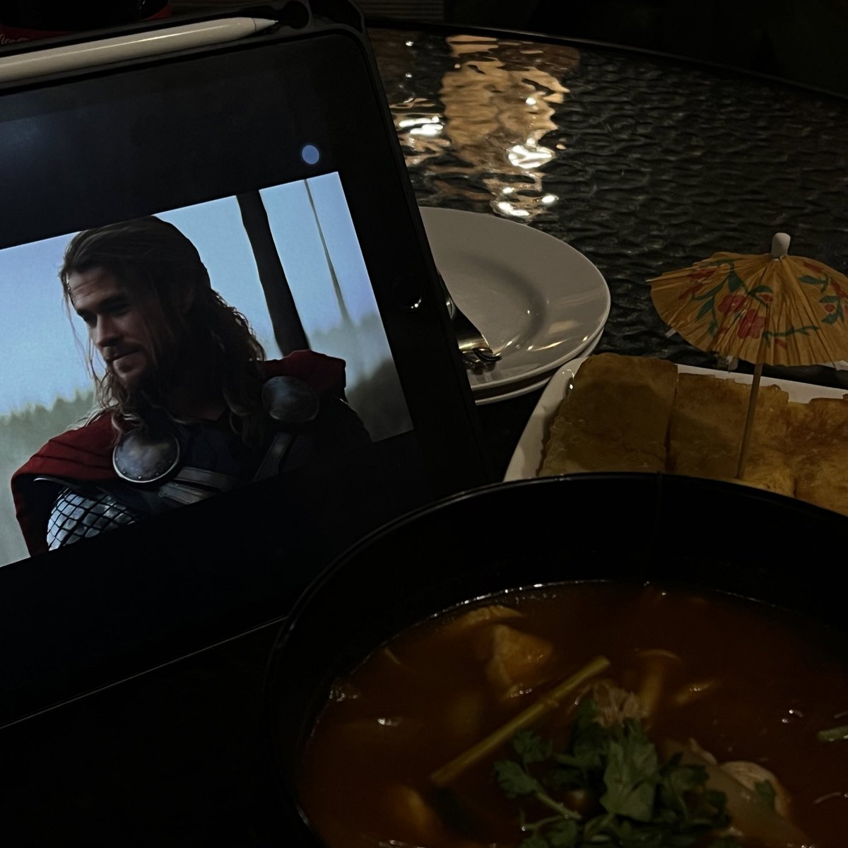 comet (@c0m3tm) on Twitter photo 