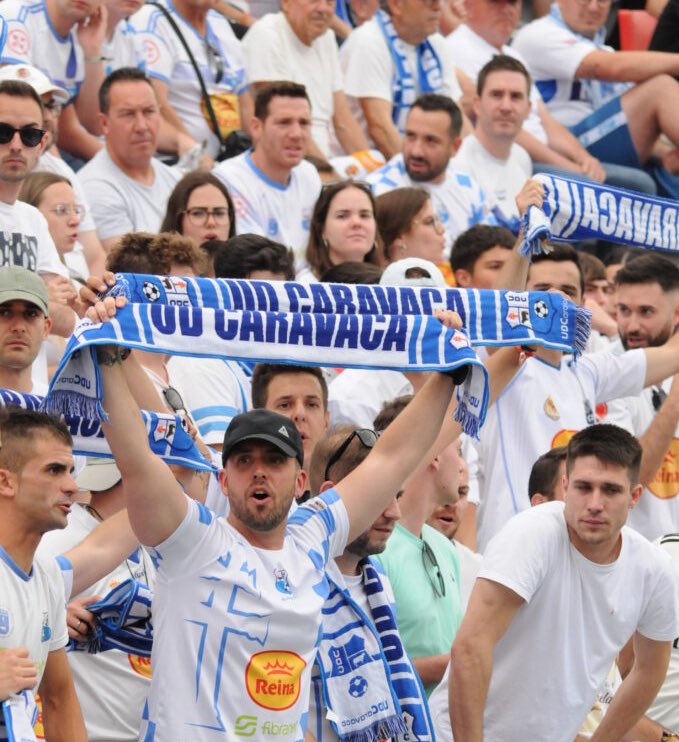 💥Tema Caravaca - Molinense:

Explica Mariano Oyonarte, director deportivo del Caravaca, en <a href="/ORMdeportes/">ORM Deportes</a>: 

▫️La RFEF da la razón al Caravaca al reconocer que el Molinense presentó la reclamación de alineación indebida fuera de plazo

▫️La FFRM había desestimado la reclamación