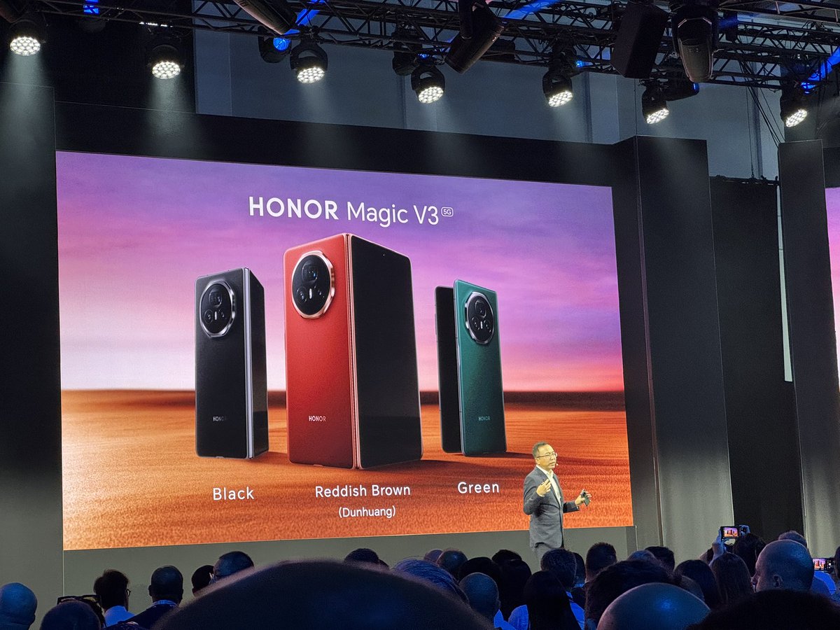 djmarkkavanagh's tweet image. This year’s colours #MagicV3 @UKHonor #IFA2024