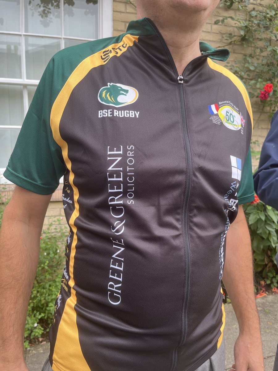 sdhsolicitor's tweet image. #TeamGreene main sponsors ⁦@GreeneGreeneLaw⁩ #MemorialCycleRide in aid of ⁦@BSERugby⁩ ⁦@stnichhospice⁩