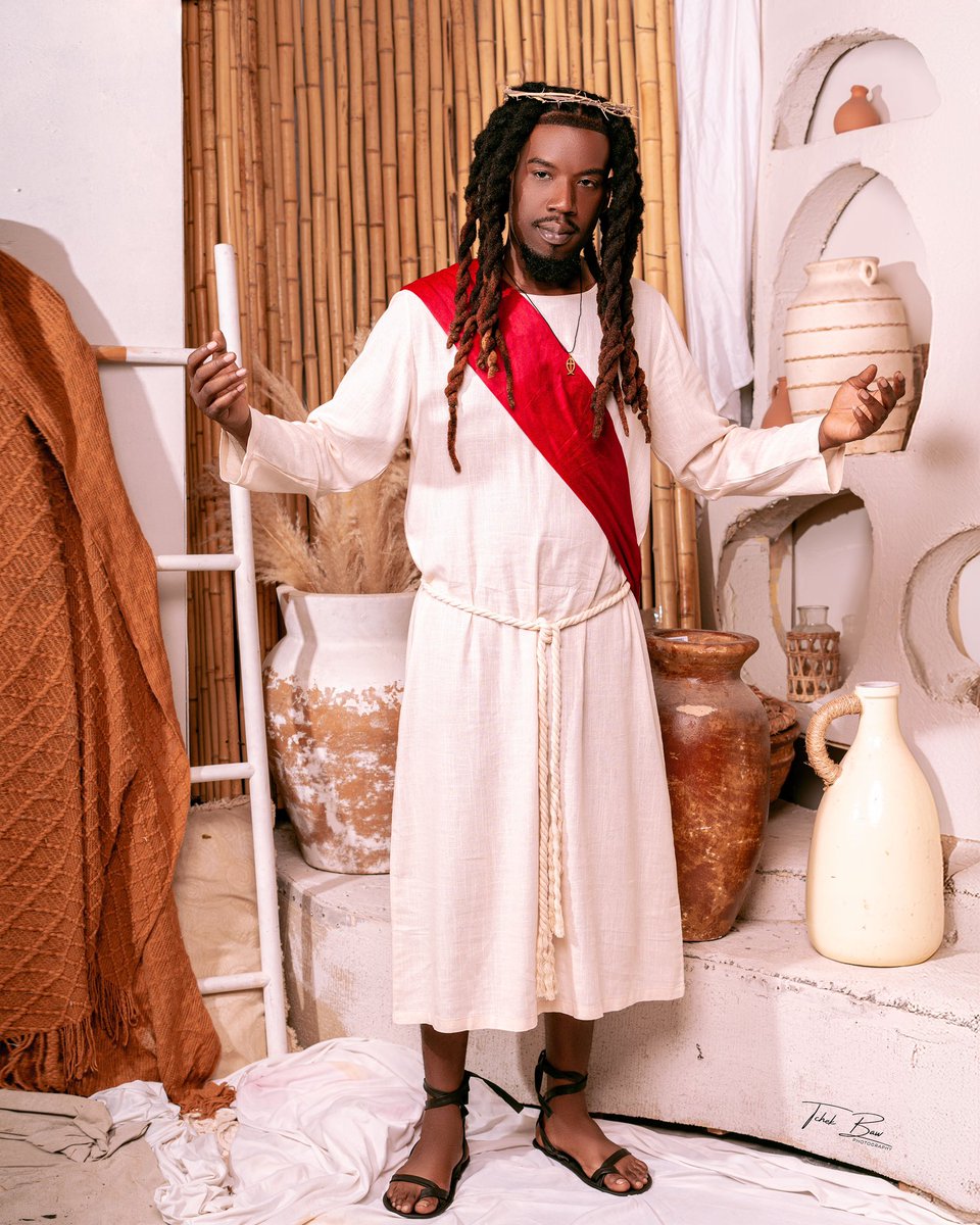 PUNCHLINATOR🐍 tweet media