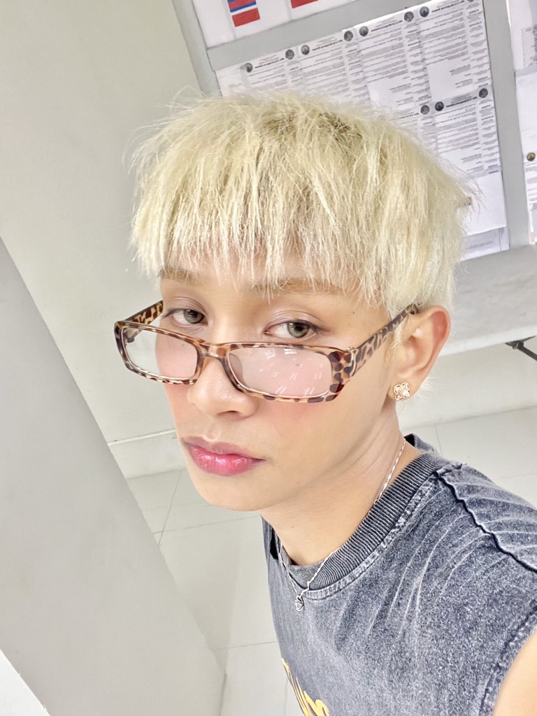 pluus_official's tweet photo. [🦖]

starring contest 😳

#PLUUS #AlwaysPLUUS #PLUUSHaro #ZUPdate #everydayPLUUS #SUM https://t.co/Xv2YMmRFaR