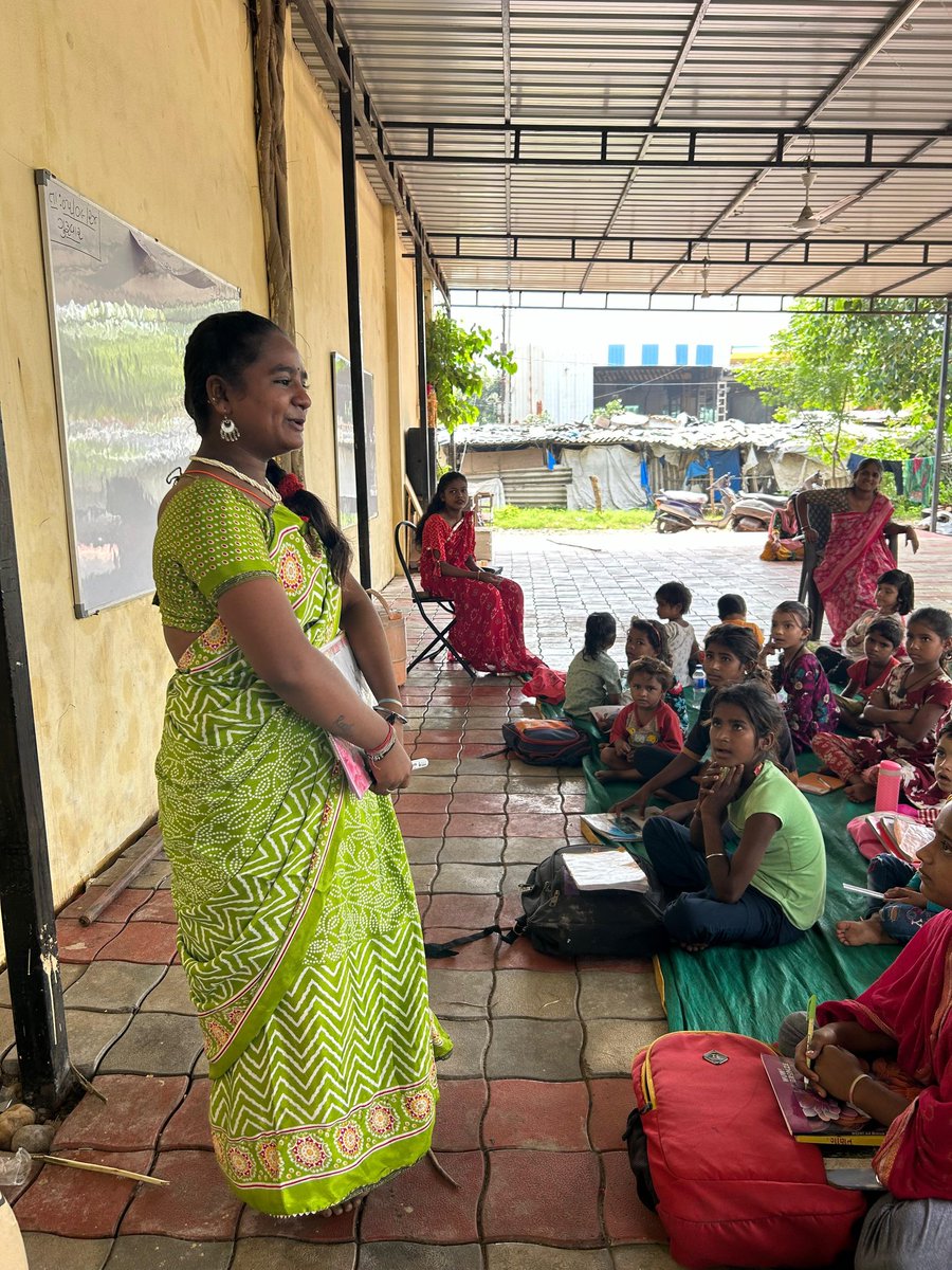 સમાજનું અને રાષ્ટ્નું ઘડતર કરનાર દરેક શિક્ષક મિત્રને 
#शिक्षक_दिवस ની હાર્દિક શુભકામનાઓ..

#teacher #TeacherAppreciation #teachersdaycelebration