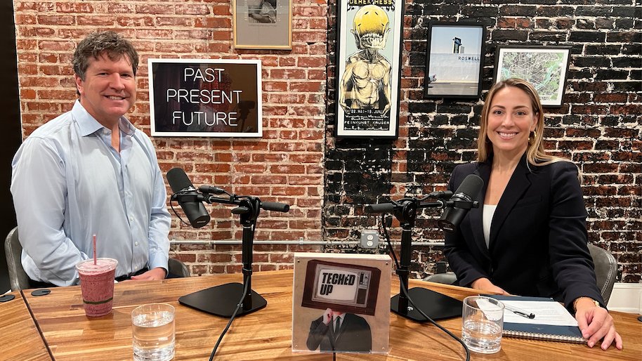 Niki Christoff tweet media