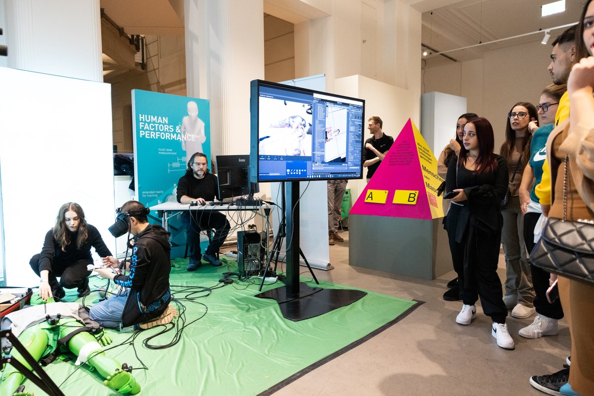 COUNTDOWN: In 7 Wochen feiert DigitalCity.Wien sein 10-jähriges Jubiläum! 🎉

Am 23.10 könnt ihr unsere DigiStreet im Technischen Museum live erleben! Mit über 20 Aussteller*innen taucht ihr in die Welt der Digitalisierung ein. Lasst euch diese Chance nicht entgehen! 🙌