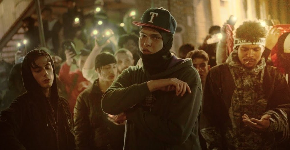 Se si fa in tre per renderti felice, non è una ragazza, ma Yugi Tony e Artie in DEM