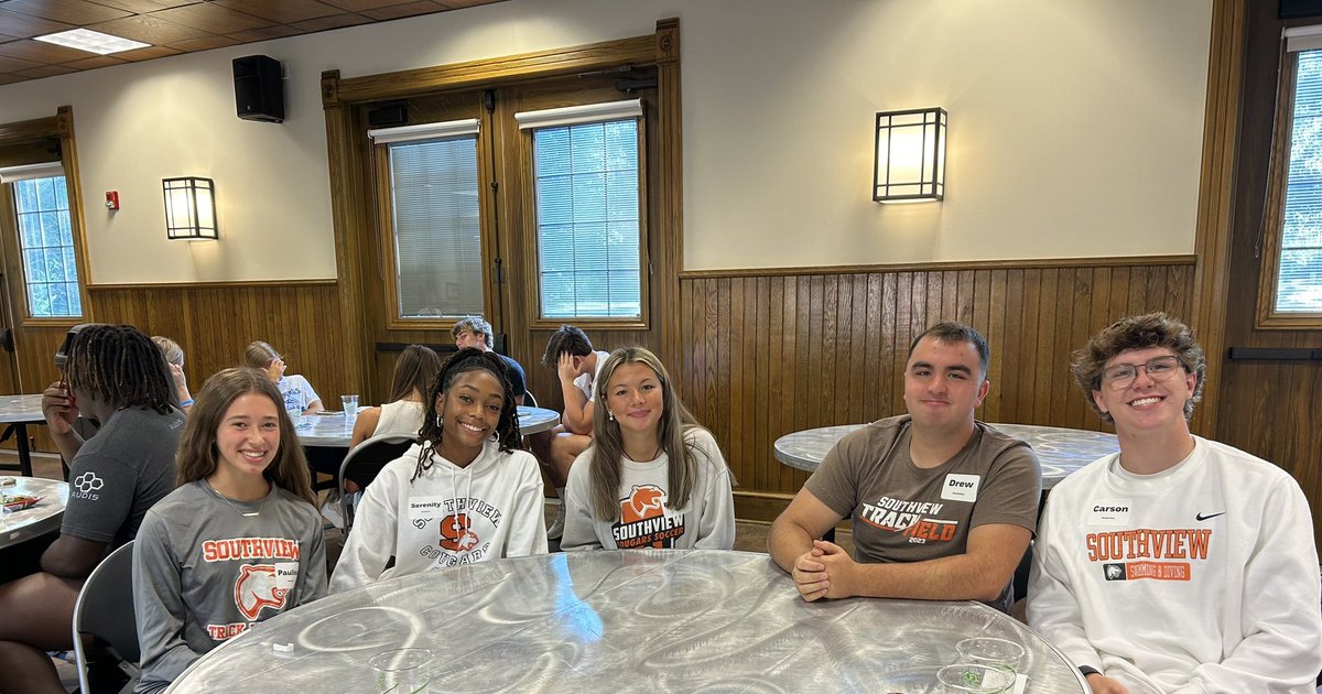 southviewcougar's tweet photo. Paulina, Serenity, Reagan, Drew and Carson representing the Cougars at the 7th annual @NLL_Sports Sportsmanship Conference.
#CougsUp https://t.co/LUmvygs9rN