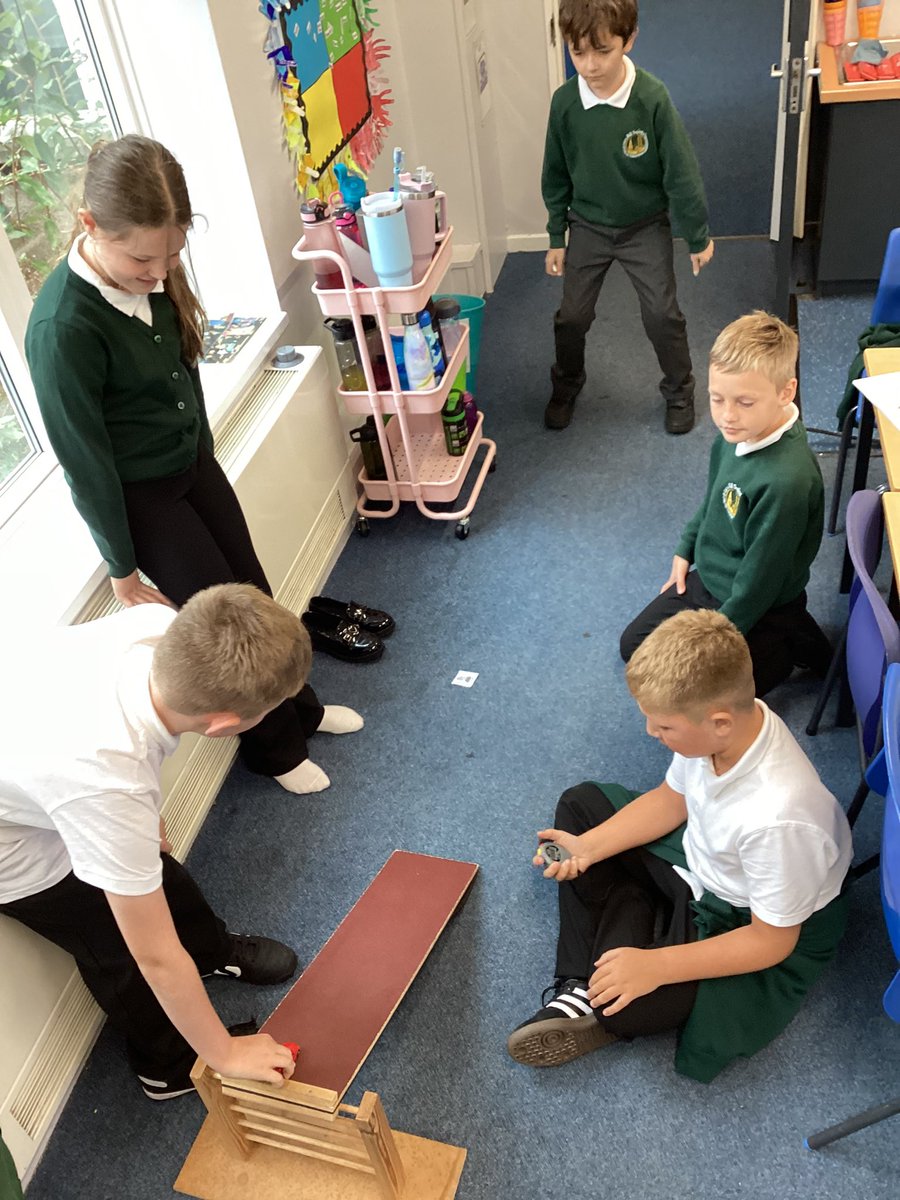 allsaintsfed's tweet photo. Team Cuba 🇨🇺 (5H) have made a great start to their science topic ‘Forces’ by testing the friction of different materials! #ASFScience https://t.co/XOJvuPubJM
