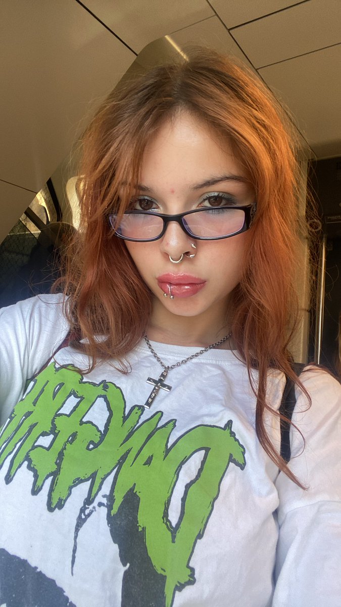 eri_godess's tweet photo. vandaag cashmeets, ballbusting availability in amsterdam!! 

findom findomnl tikkieslaaf paypig sissy femdom https://t.co/uFIiZy7mYH