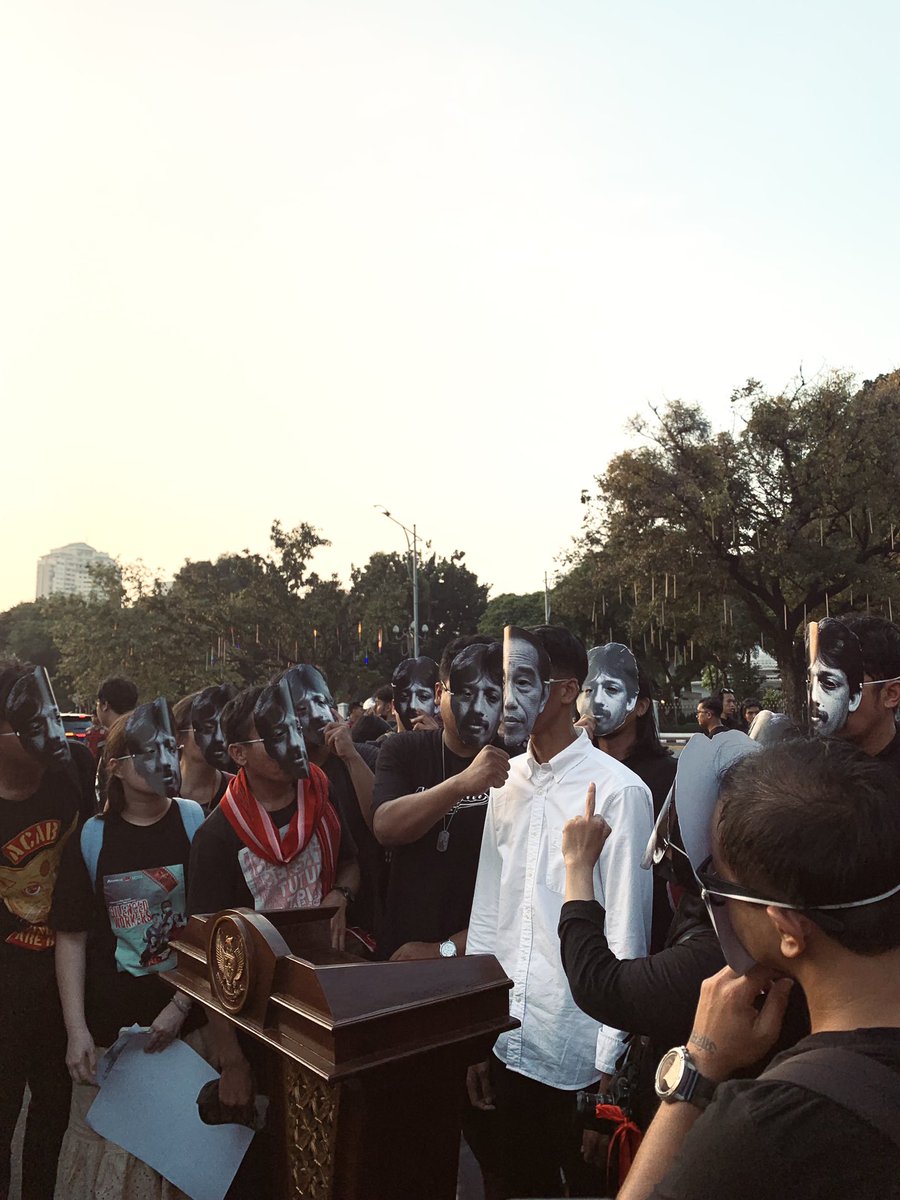 𓍯𓂃 tweet media