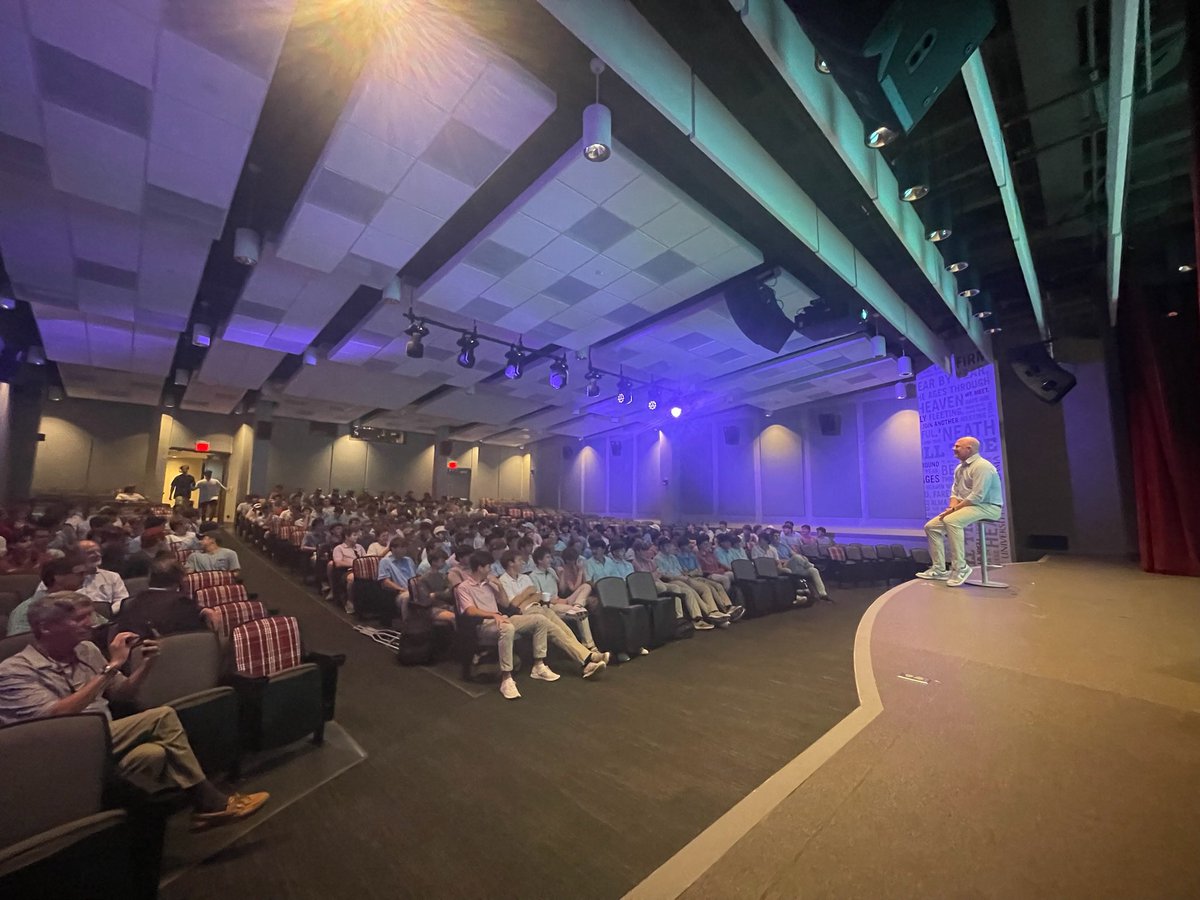 CoachYeah's tweet photo. Great speaking to DKE, SAE, & Phi Gams at UA ๐๐ช๐ฅ
โ @endthewhisper @UofAlabama
#eliminatethewhisper #savelives #recovery #AARA #nonprofit #resilency #bama #tuscaloosa #alabama #family #rolltide #rtr #coach #coachyeah #yeahyeahyeahyeah #motivation #coachmecoach https://t.co/1rM9EAySie