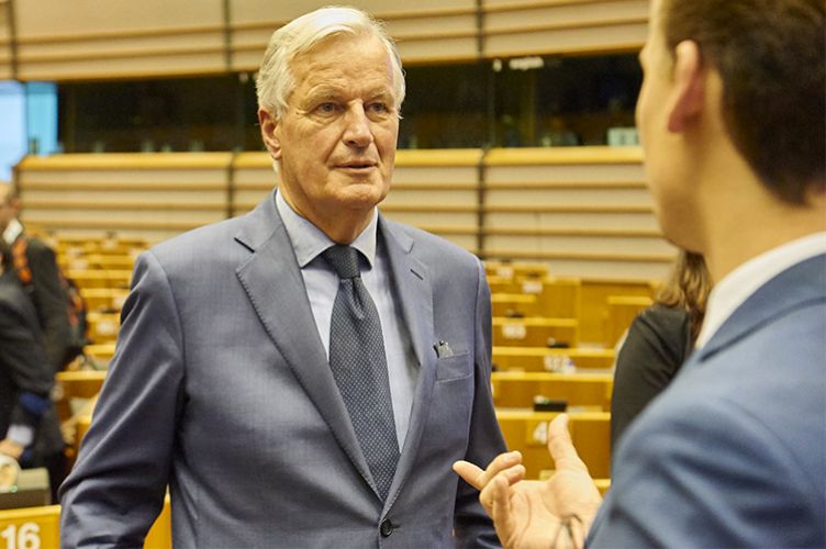Nous félicitons <a href="/MichelBarnier/">Michel Barnier</a> #1erMinistre diplômé <a href="/ESCP_bs/">ESCP Business School</a> (promotion 1972 😉<a href="/jpraffarin/">Jean-Pierre Raffarin</a>) fidèle contributeur aux enseignements d'ouverture à l'#Europe @leon_laulusa