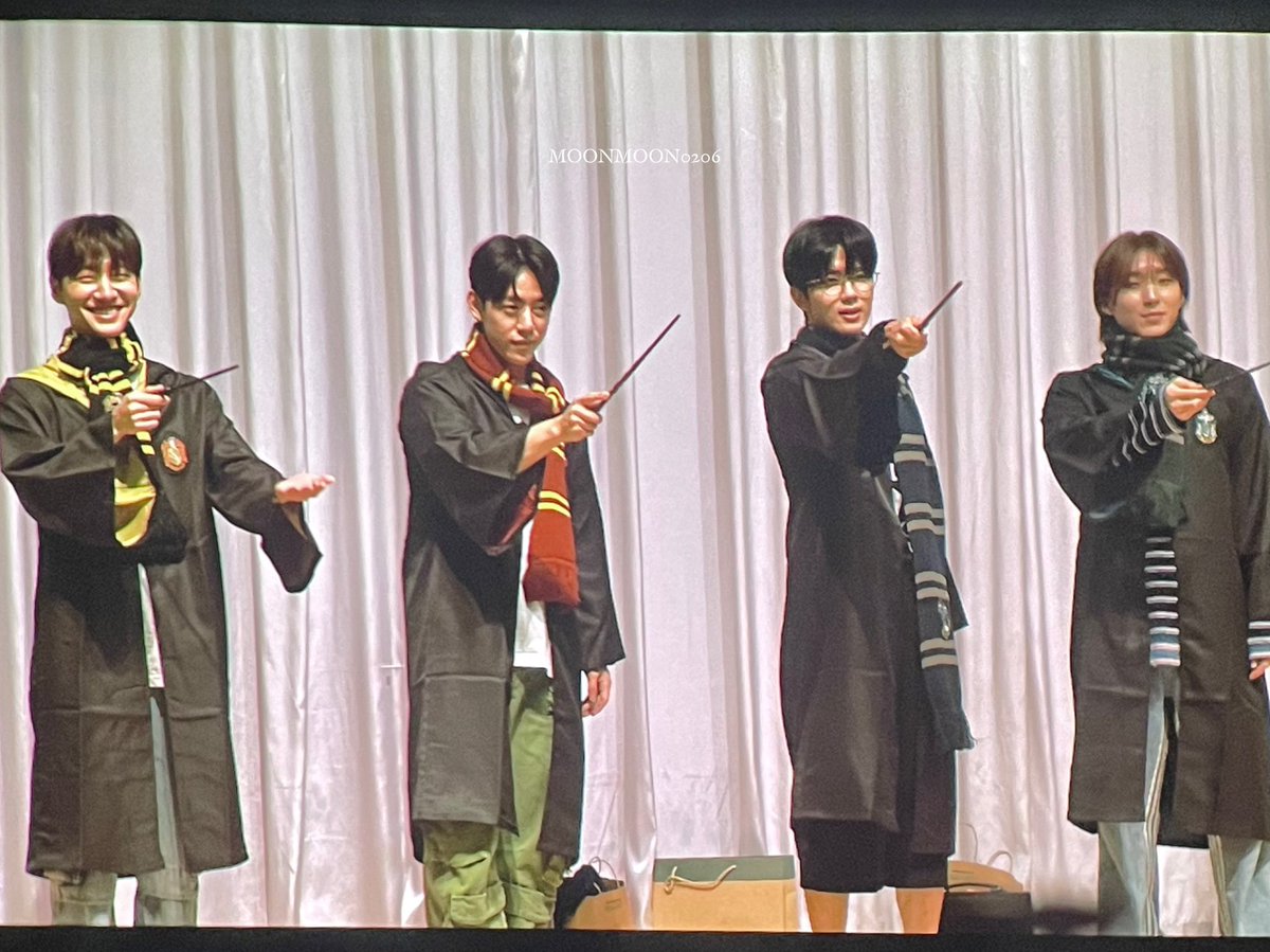 moonmoon0206's tweet image. 240905 싸웨 대면 #방용국 #정대현 #유영재 #문종업 pre

#BANG_JUNG_YOO_MOON #비에이피 
#커튼콜 #CURTAIN_CALL