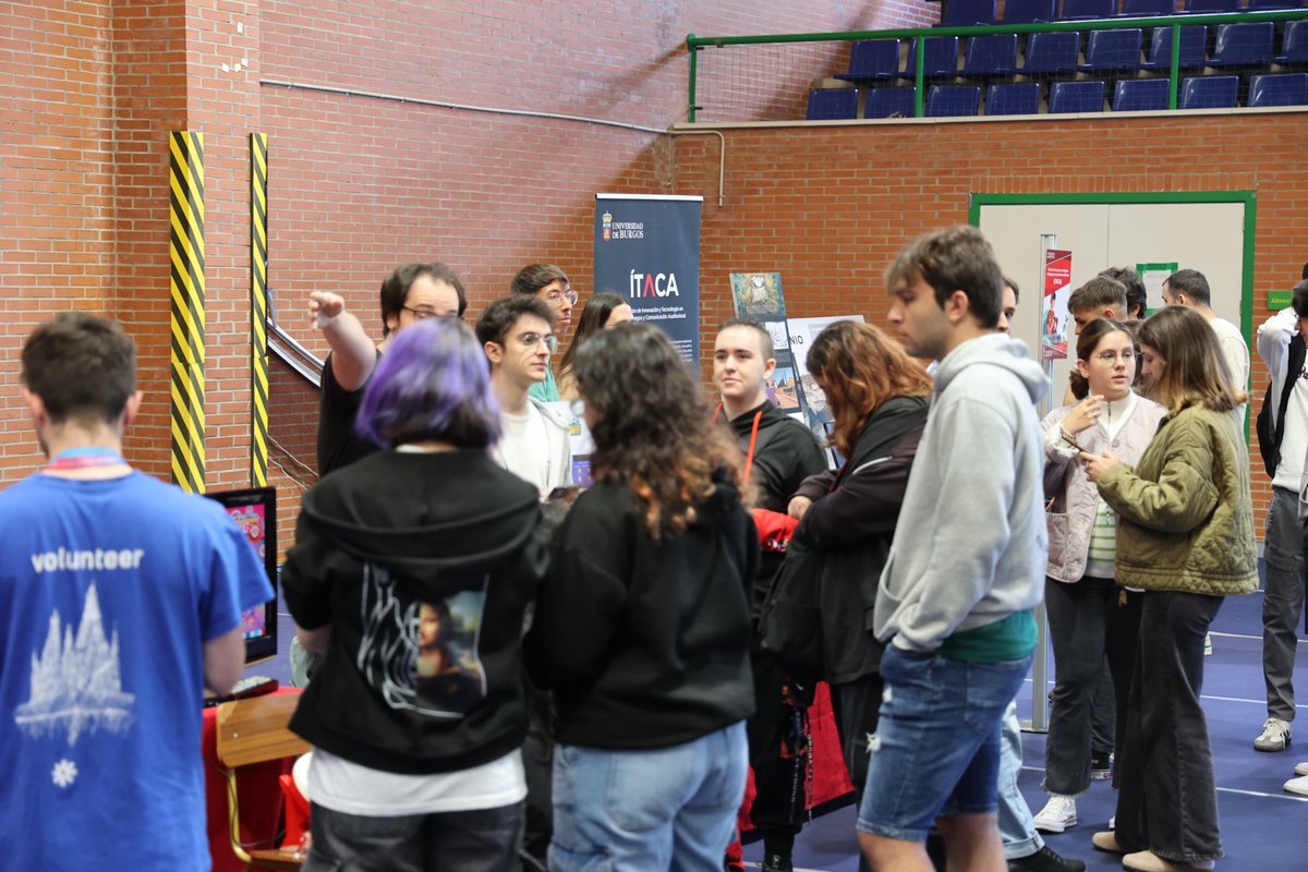Comienza el nuevo curso académico 🏫 💻

Durante las jornadas de bienvenida celebradas en el polideportivo universitario de la <a href="/UBUEstudiantes/">Universidad Burgos</a>, hemos podido mostrar los proyectos audiovisuales y de patrimonio en los que estamos trabajando además de nuestra labor investigadora.