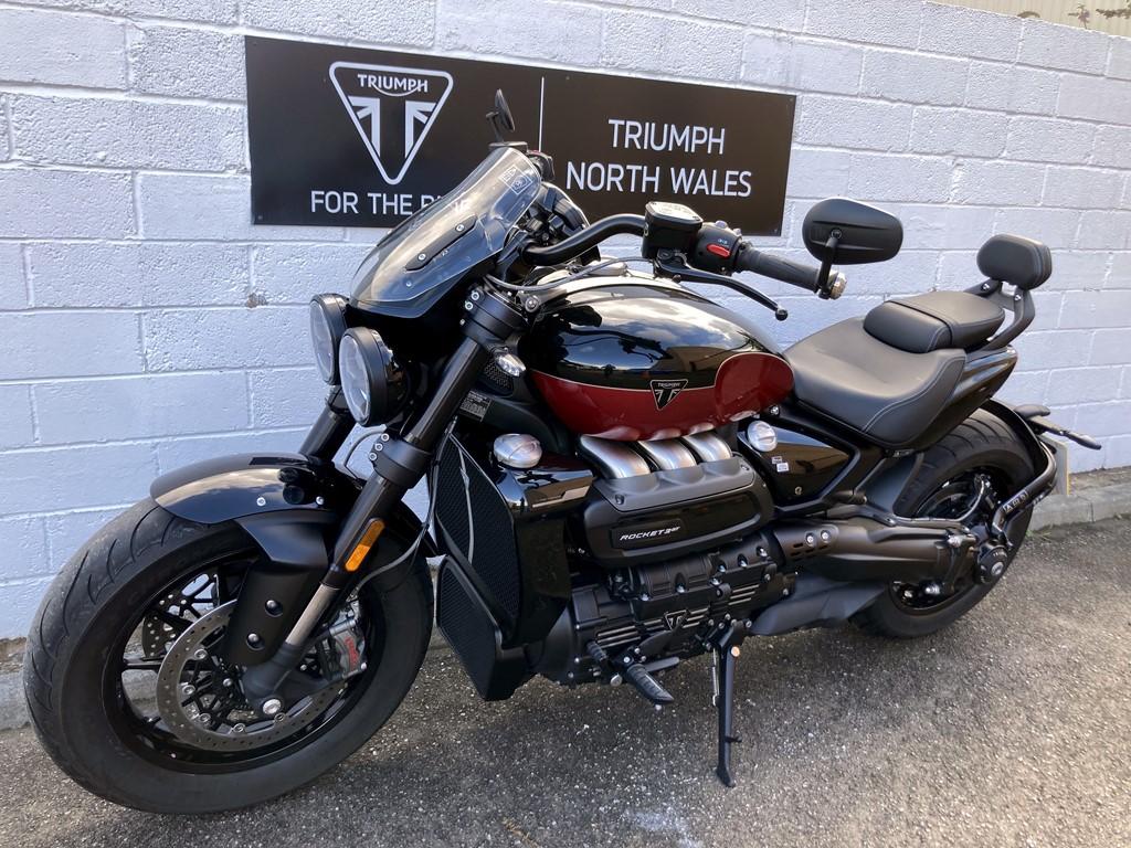 #usedbikeoftheday 2024 #Triumph #Rocket 3 Storm GT, £21995! Call our Sales team on 01745 822922 now, or use the link below to instantly secure the bike with a PayPal deposit! Over 1500 machines in stock across the #CompletelyMotorbikes group! completelymotorbikes.co.uk/bikes-in-stock… #GetReal