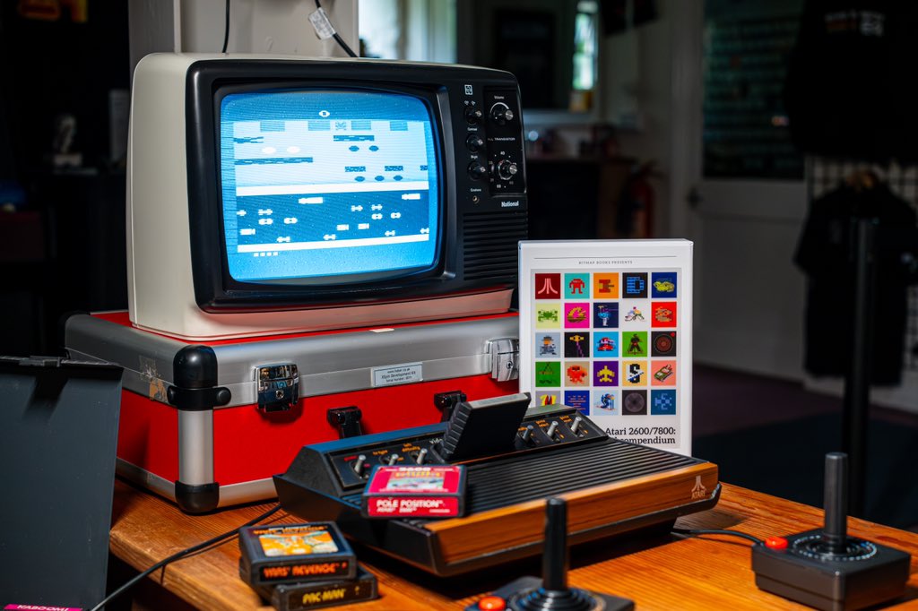 Atari 2600/7800: a visual compendium - Coming Soon 📚

You only have to mention Space Invaders, Asteroids, Pac-Man, Defender and Joust to know we’re taking about Atari’s classic consoles. This visual compendium is a vivid reminder of when Atari was a household name.

Reprints are