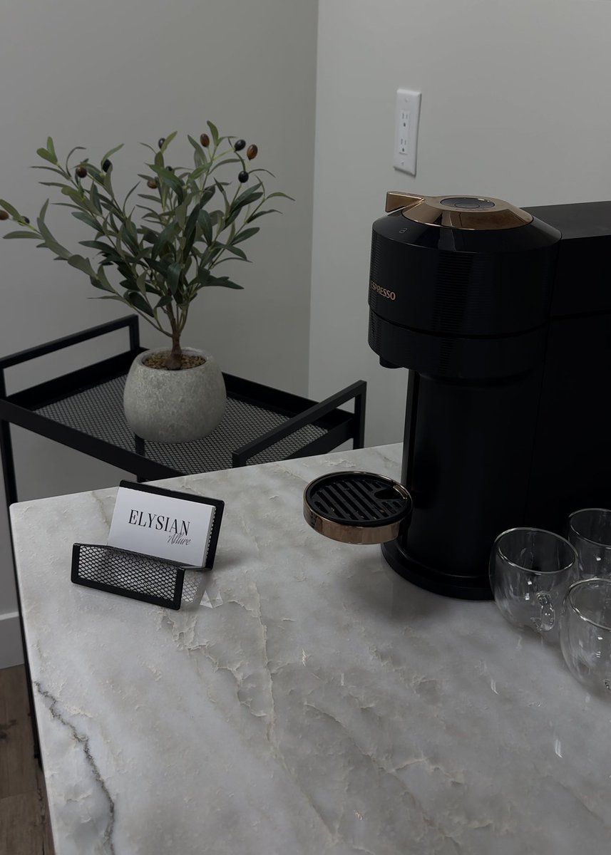 itsjasssi's tweet image. new stu 🤍 forever grateful