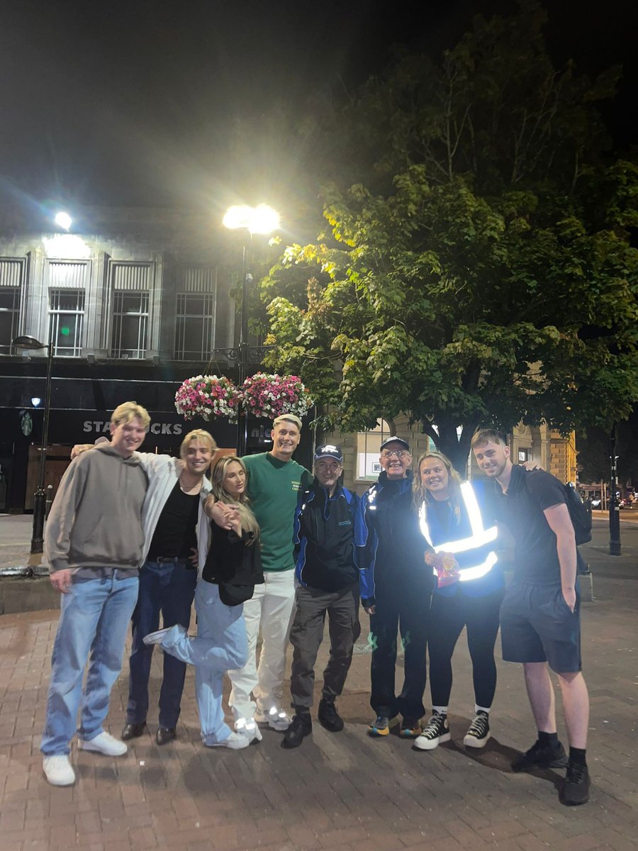 AylesburySA's tweet image. Love Angels! Our Street Angel team bumped into a couple of familiar faces last week. #loveisland #loveaylesbury #servingtheheartofourtown