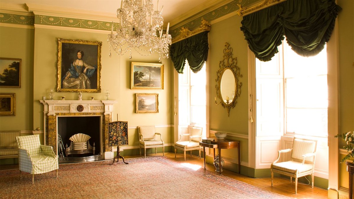 Fancy seeing a D&amp;D show in a unique historic location? ⚔️

We've got you covered. 🎲

Tickets are now available for our shows at Mary Kings Close and the Georgian House 🏴󠁧󠁢󠁳󠁣󠁴󠁿

Link in bio to grab them 🎫