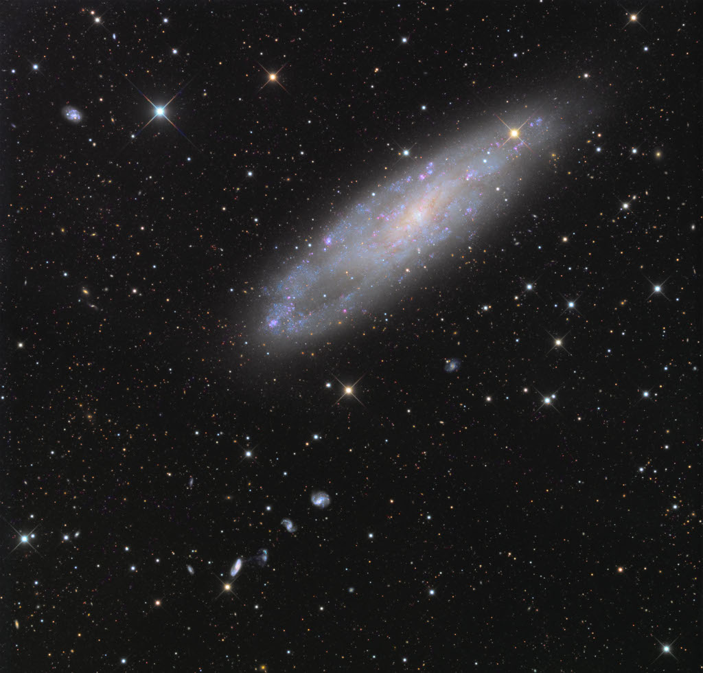 NGC 247 and Friends dlvr.it/TCssqN