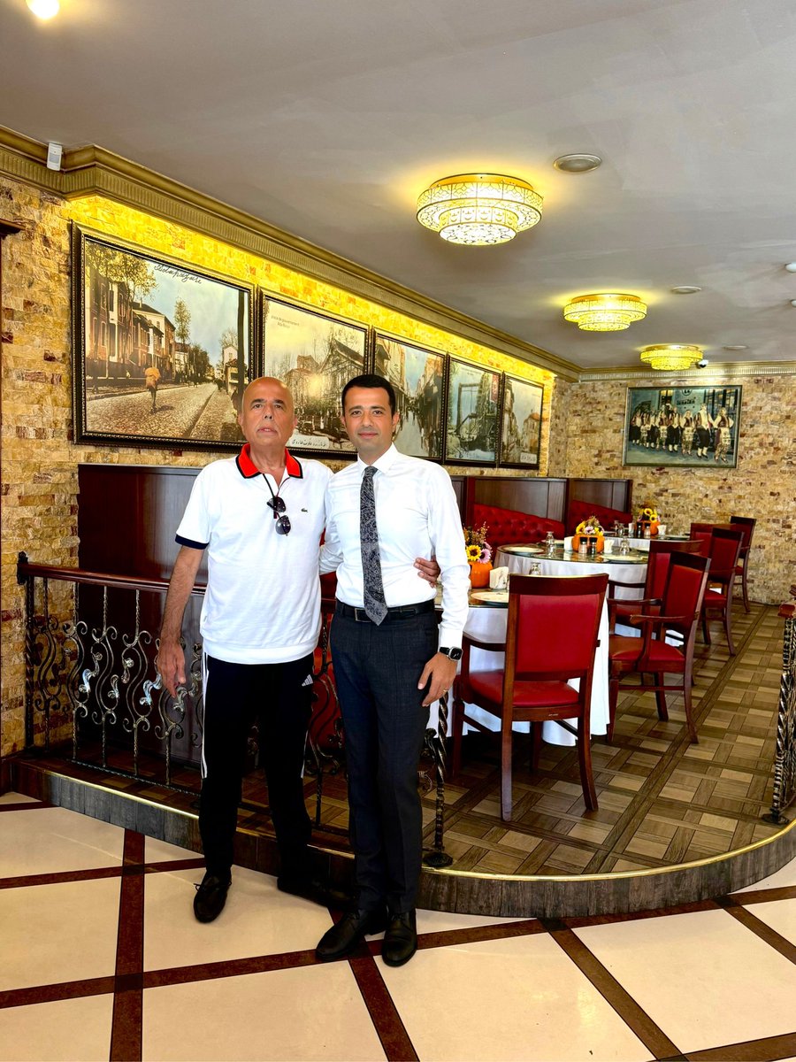 tunatan54's tweet photo. Sakarya/Serdivan Tesislerimizde Başarı ile geçen 8 Ayın ardından 
15 Eylül’de başlatacağımız 
GastroSakarya ve yeni dönem yenilikleri için Oğlum @buraktan54 ve ekip sahadayız.
📍İşimizi seviyoruz 
📍İşimizin başındayız 
📍İşimizin tutkunuyuz https://t.co/nNPfs0vK2o