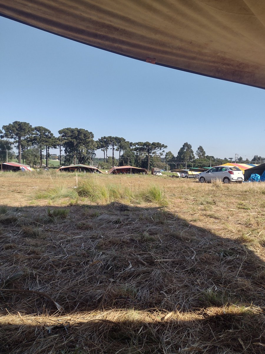 Gavansky's tweet image. Devlesa araklam tume ! 🙏🏼🕯️🔥🌹 

A Terra é meu lar, o céu é meu teto e a liberdade é minha religião! 🙏🏼 O manusha khelevan tut. #gitanos #calon #gipsy #ciganos #rom 

¡Opré Roma! 💙❤💚 

@gitanos_org_INT 
@gitanos_org 
@Hdad_LosGitanos