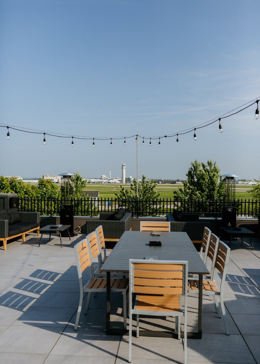 AviatorCLE's tweet photo. ✨Tonight ✨ THURSDAY NIGHT VIBE

See you tonight (9/5), on our rooftop Altitude 7:00PM - 10:00PM where we will be hosting the amazing @mynameisbravo 🎶

Altitude seating is first come, first serve! https://t.co/s6LB5PSHAG