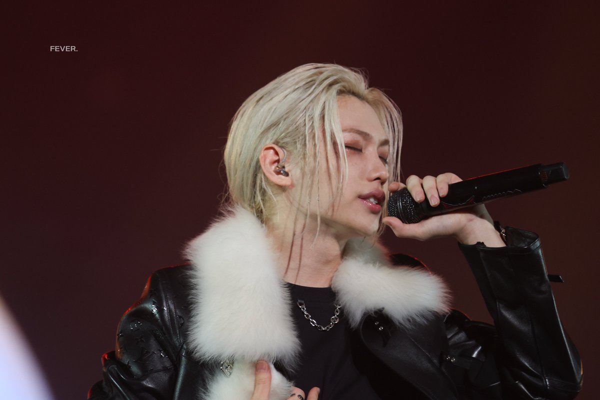 915FEVER's tweet photo. 240901 straykids dominATE Seoul day4
노래하는 용복이가 좋아

#straykids #Felix #ピリちゃん
#스트레이키즈 #필릭스 #용복 #우리용복 https://t.co/yvv2OBAbcC
