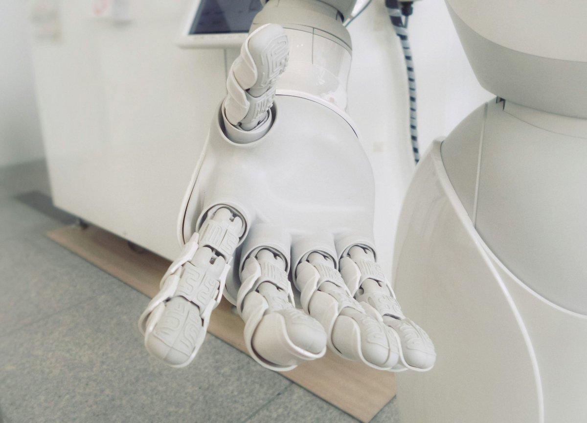 Guy_AI_Wise's tweet photo. Here’s how niche AI assistants are helping unlock the technology’s true capabilities: With artificial intelligence continuing to permeate a growing number of sectors, there is no telling what this market will be worth in the next decade or so. Amid this… https://t.co/4L02jDEkef https://t.co/ygqx9gcUHZ