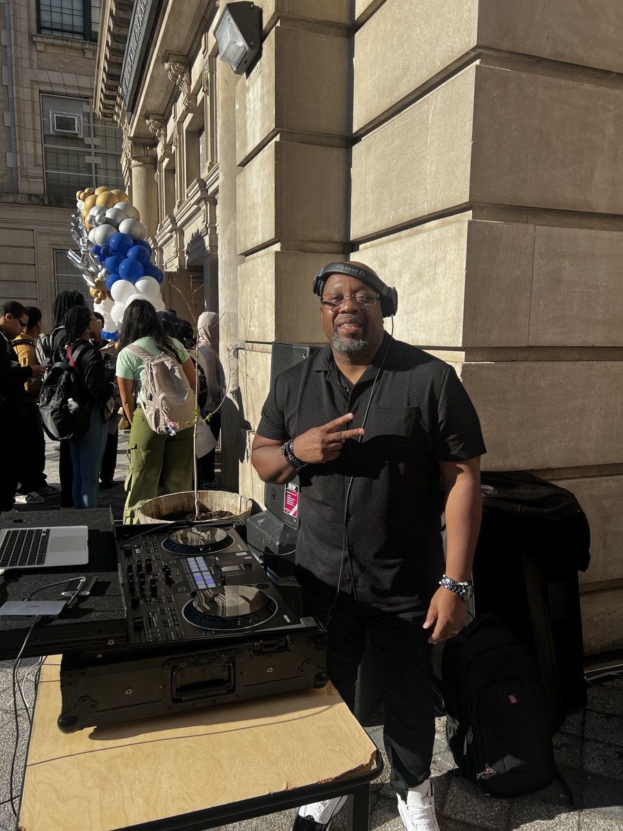 rashidfdavis's tweet image. #fdos #firstdayofschool ⁦@PathwaysInTech⁩