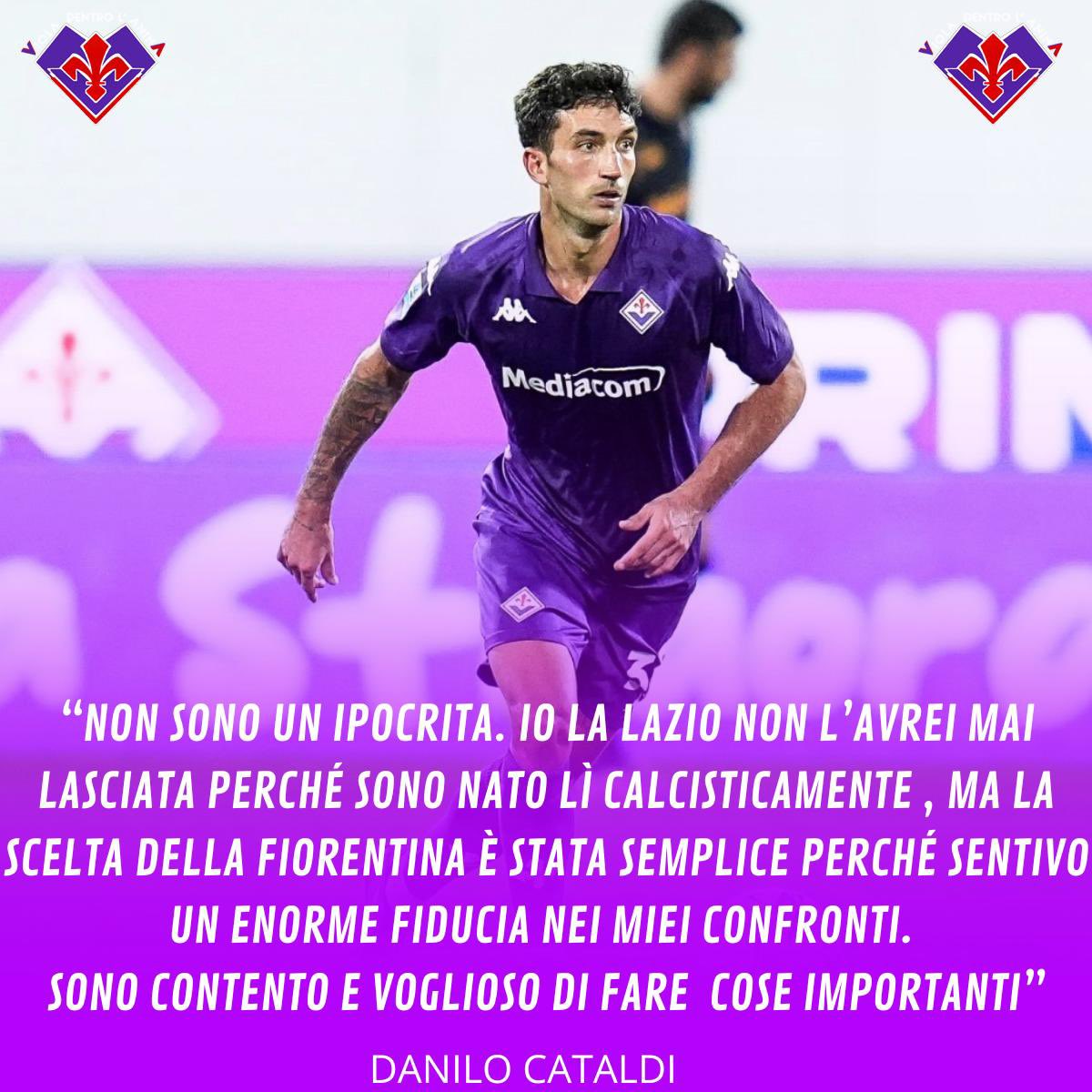 VDLA1926's tweet photo. 🗣Conferenza di presentazione di @danilocat32 dai microfoni dei canali ufficiali al Viola Park: le sue prime impressioni e dei suoi obbiettivi in maglia viola!!! 💪💪💪💜💜💜
#danilocataldi #soccerplayer #acffiorentina #conferenzastampa #forzafiorentina #obiettivi #violapark https://t.co/oU9U3RYvbw
