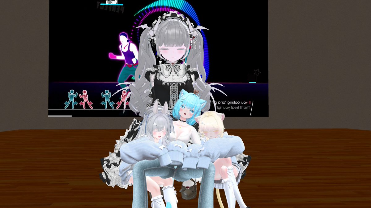 Amily0828's tweet image. pypy!!

#VRChat #PyPyDance