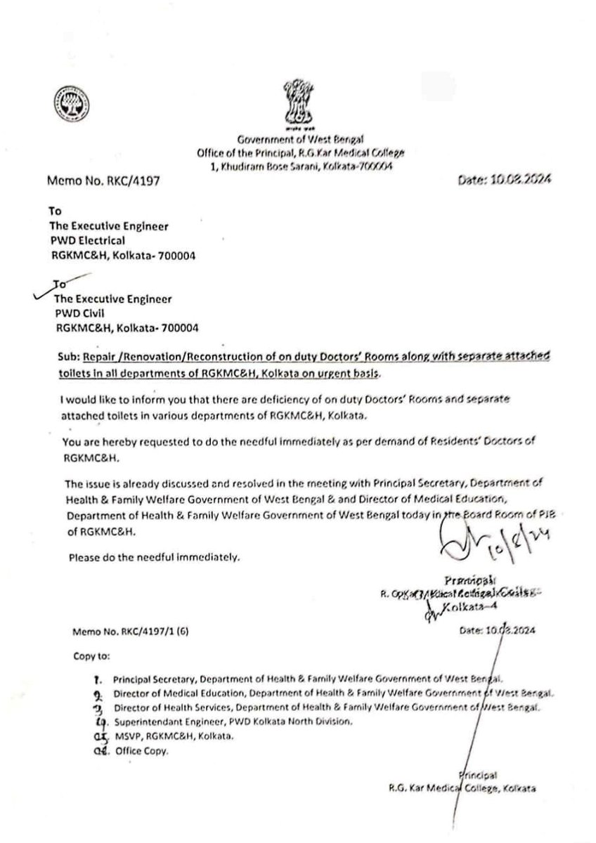 Indian__doctor's tweet image. According to This Notice!
Dr Sandip Ghosh, former Principal of #RGKarCollege ordered repair/renovation (on urgent basis), near the Seminar Room (scene of crime) on 10th Aug, a day after the young lady doctor was brutally raped &amp;amp; murdered !!
#justiceforAbhya