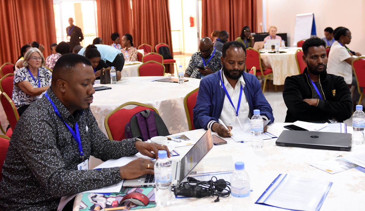 Uni_Rwanda's tweet image. A two-day hybrid workshop titled “Intergenerational Justice in Africa” kicked off today in #Kigali. Organized by the University of Rwanda in collaboration with the School of Oriental and African Studies (@SOAS),  the workshop features discussions and research presentations…